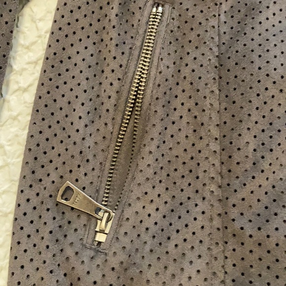 Vigoss faux suede jacket with vent holes - Picture 3 of 5